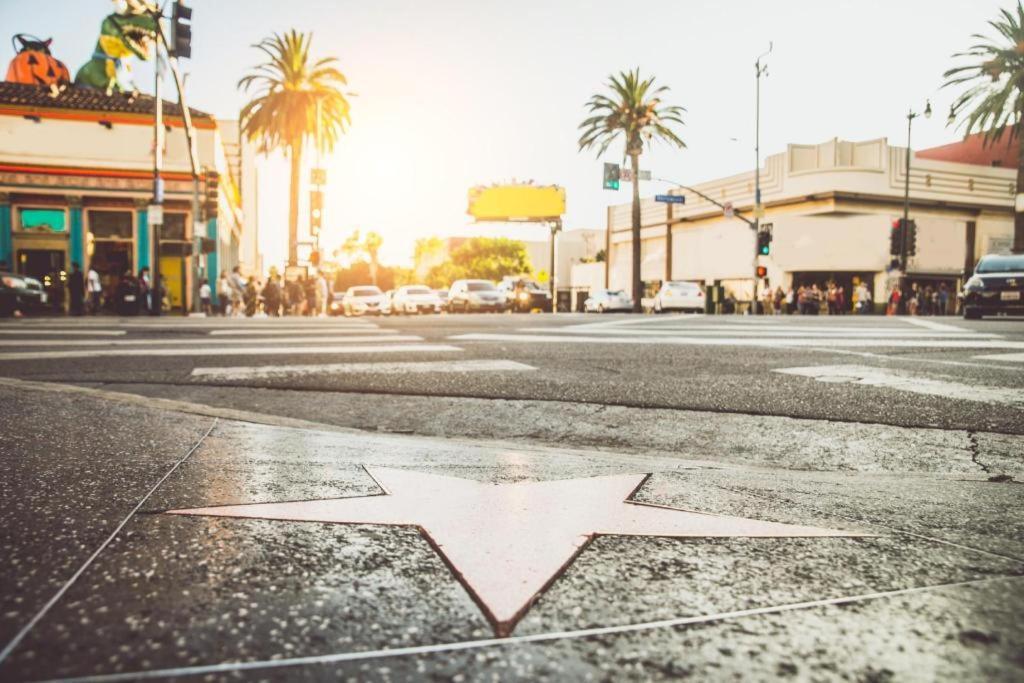 Sunset Marquis Hotel & Villas Los Angeles Exterior photo